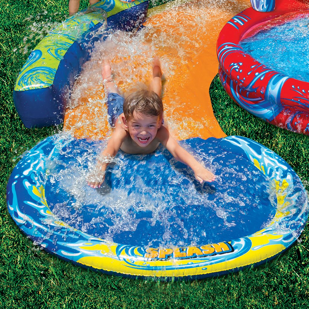 BANZAI Cyclone Splash Park 3-in-1 Sprinkler, Pool and Curved Slide ...