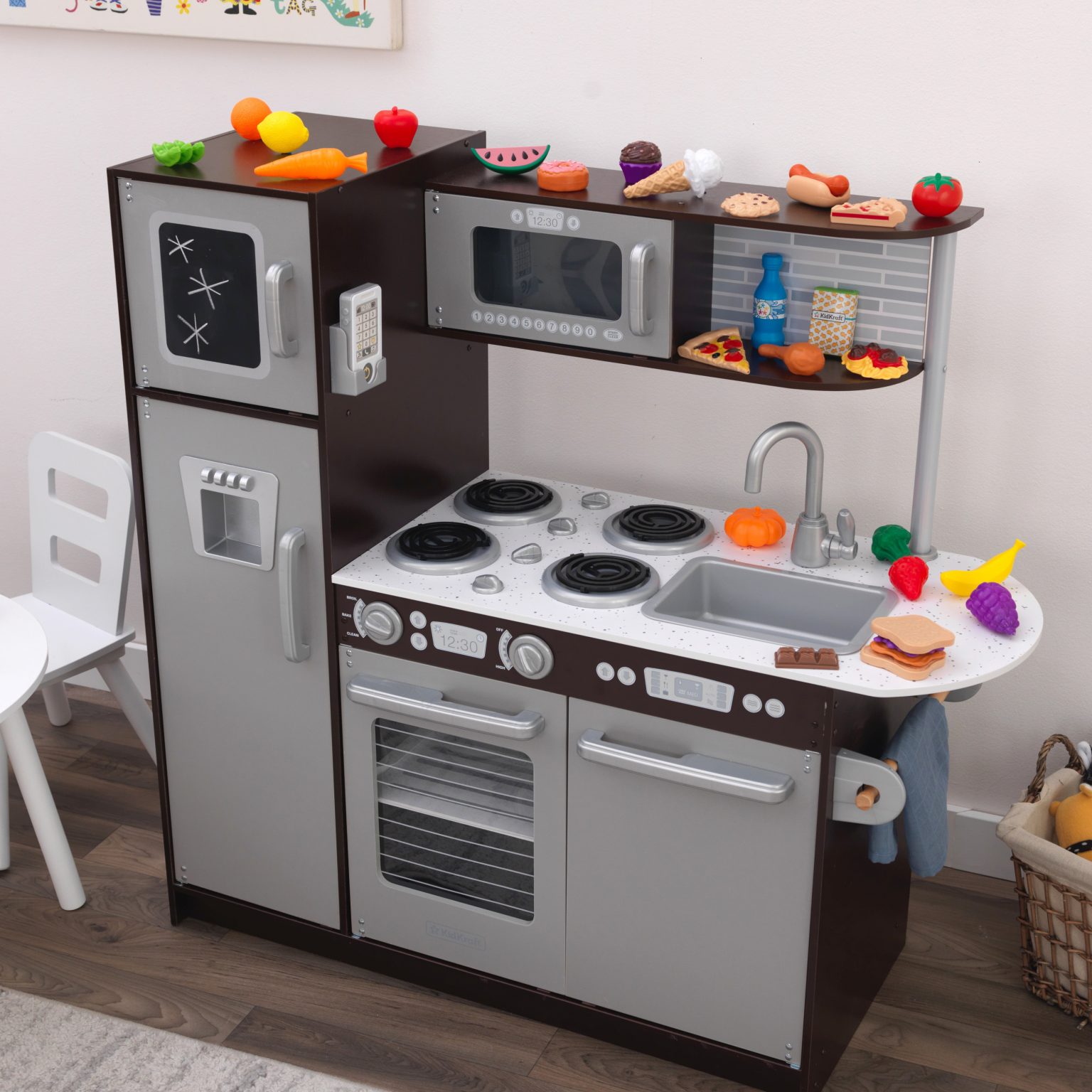 affordable play kitchen