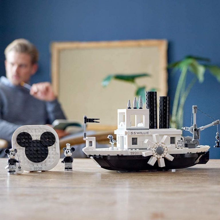 lego ideas 21317 disney steamboat willie