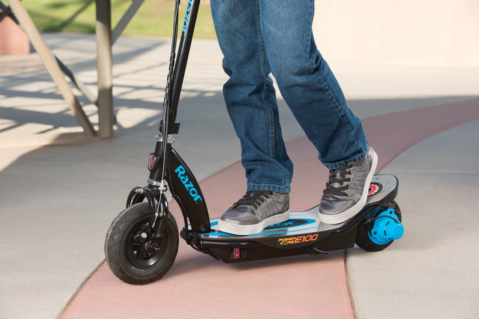 Razor Power Core E100 Electric Scooter w/Aluminum Deck 100w Hub Motor