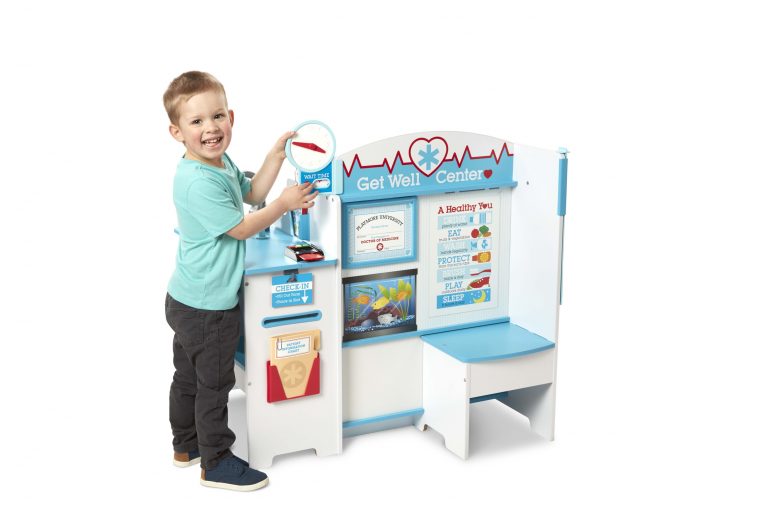 melissa & doug get well doctor activity centre