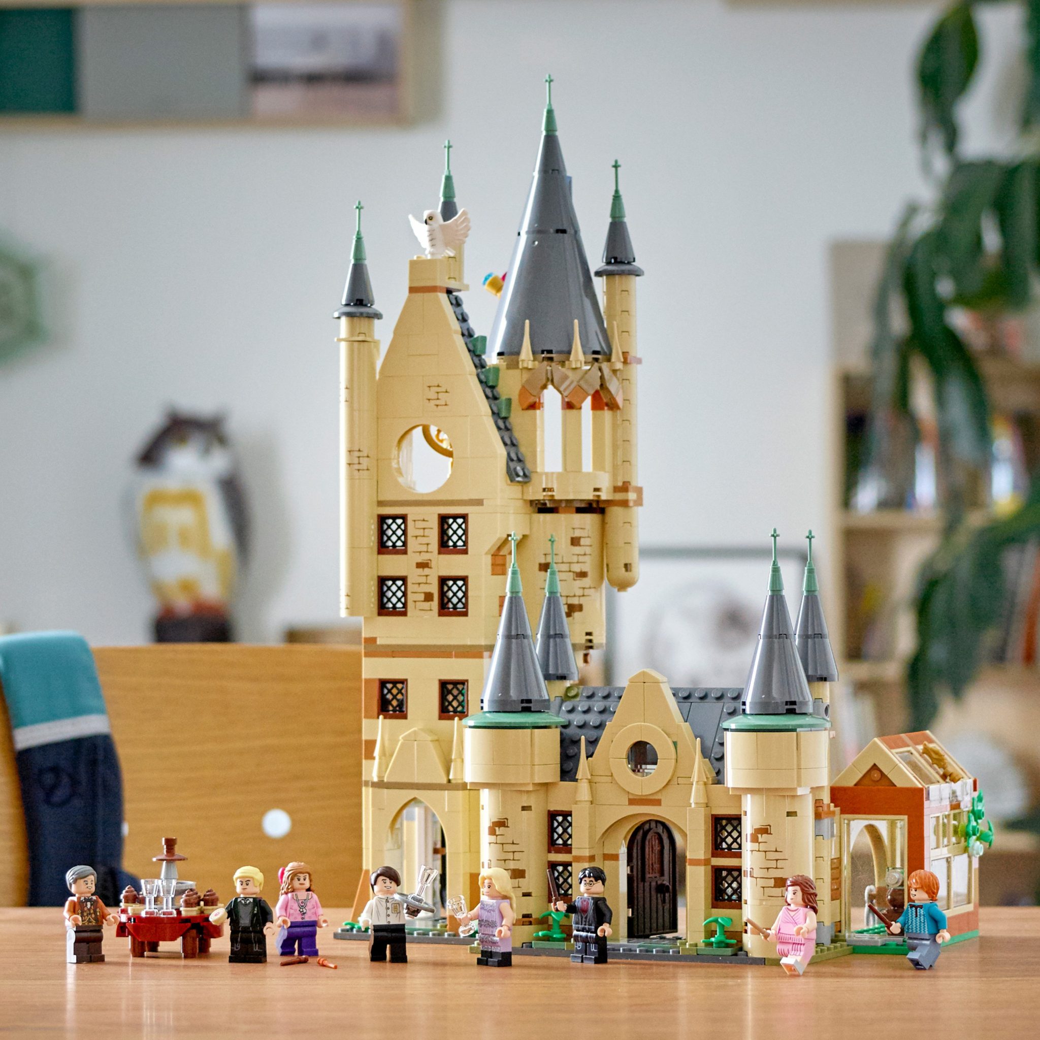LEGO Harry Potter Hogwarts Astronomy Tower 75969 Cool KidsÃ¢â¬â¢ Magic Castle Gift, Building Toy 