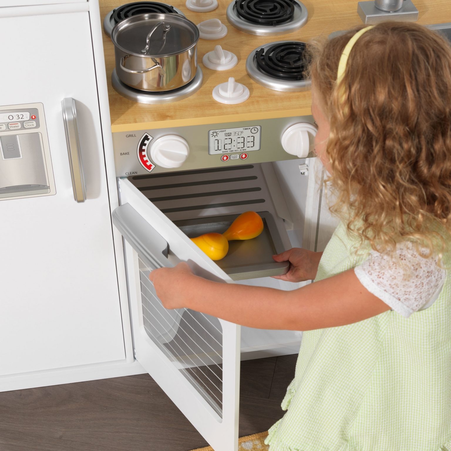 modern white play kitchen