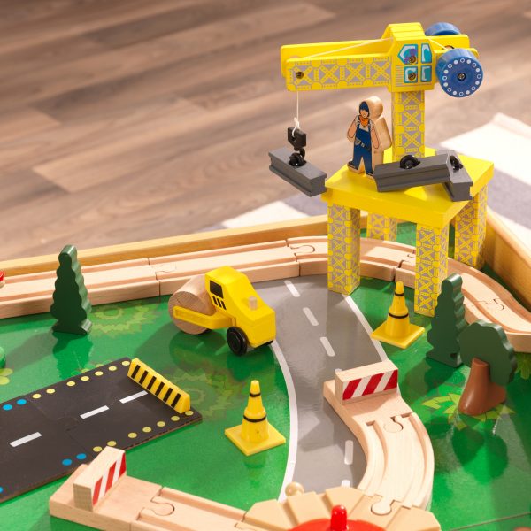 kidkraft adventure town railway train set & table